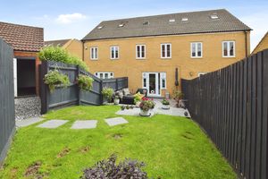 Rear Aspect- click for photo gallery